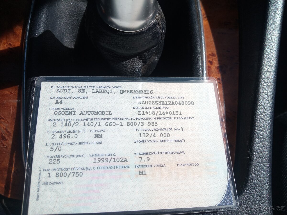 Audi A4 2.5TDi quattro - 7