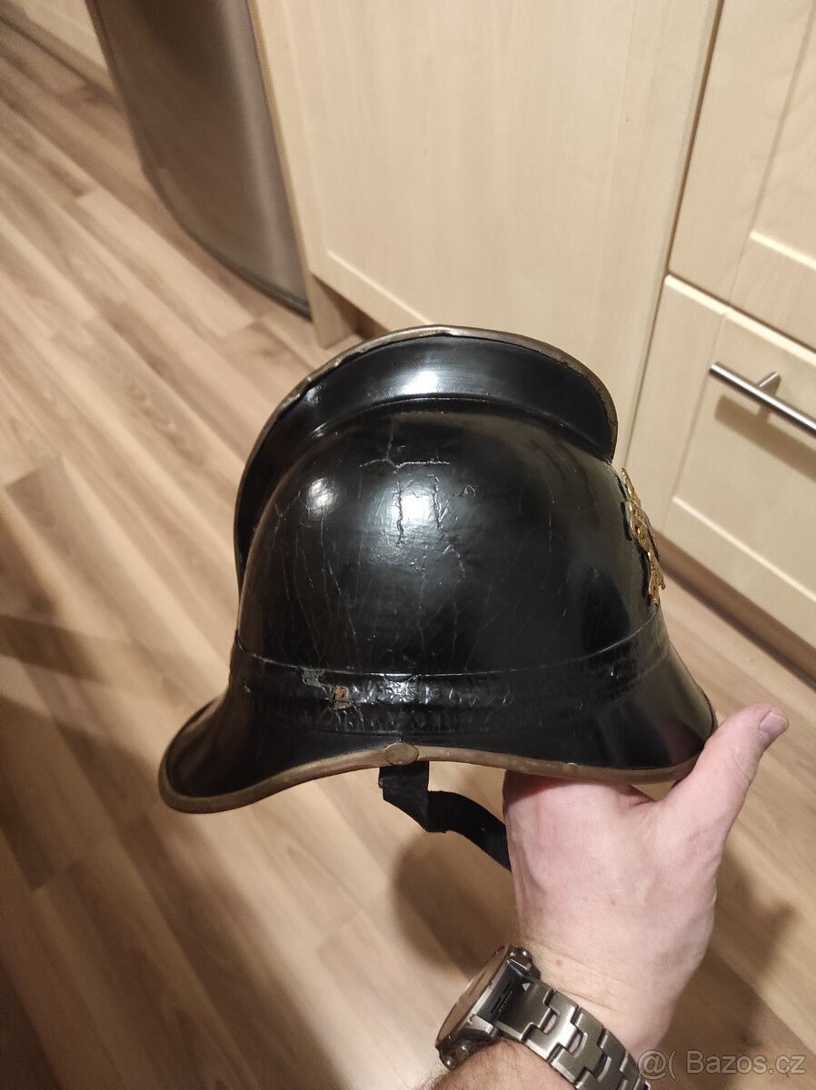 Hasičská helma - 7