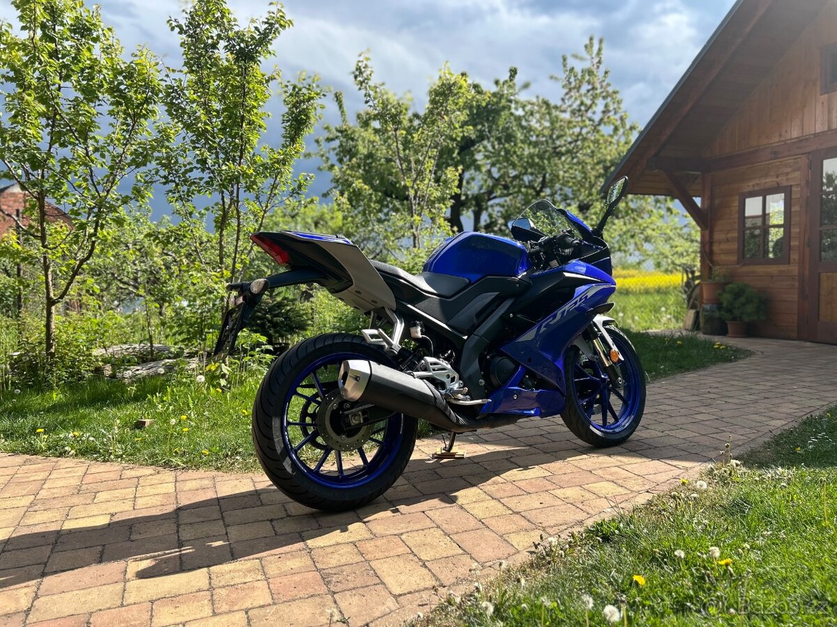 Yamaha YZF125R - 7