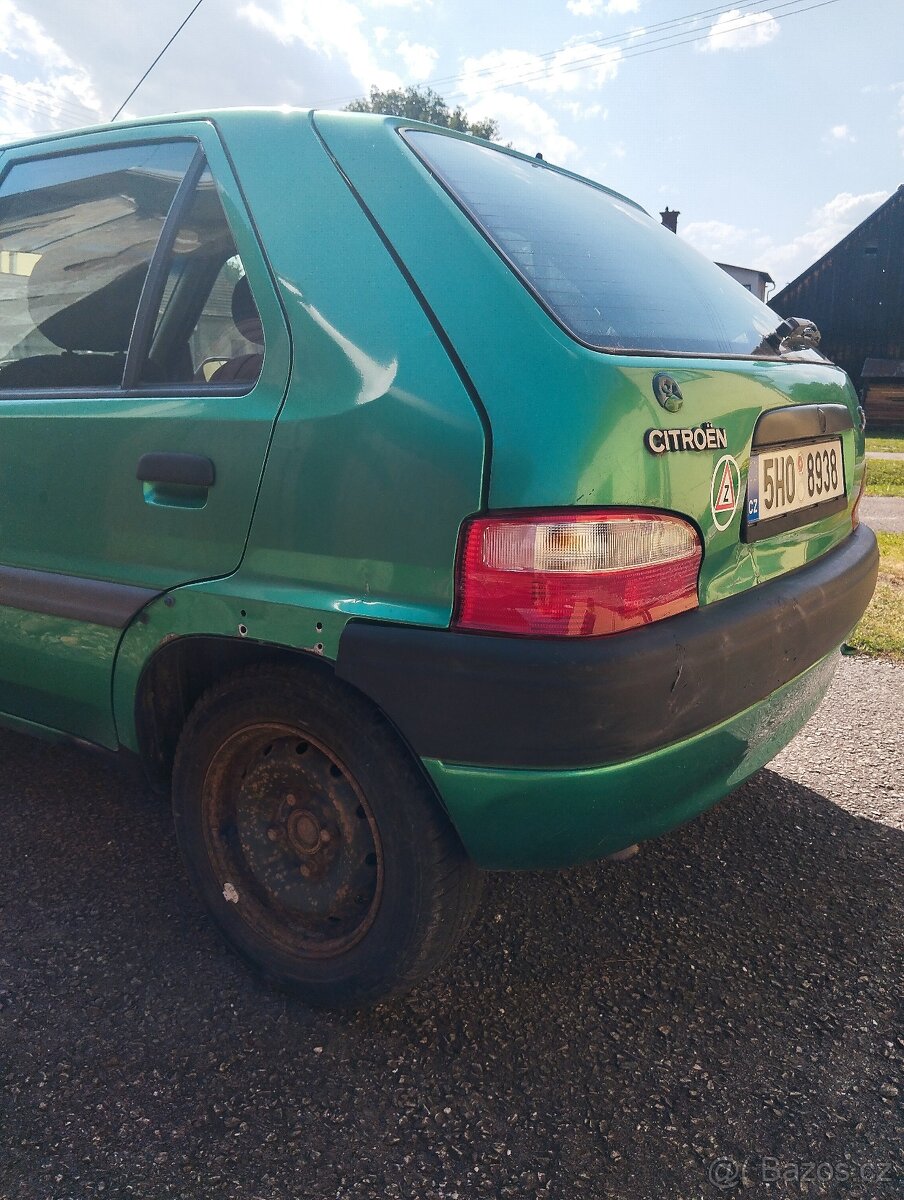 Prodám Citroën Saxo - 7