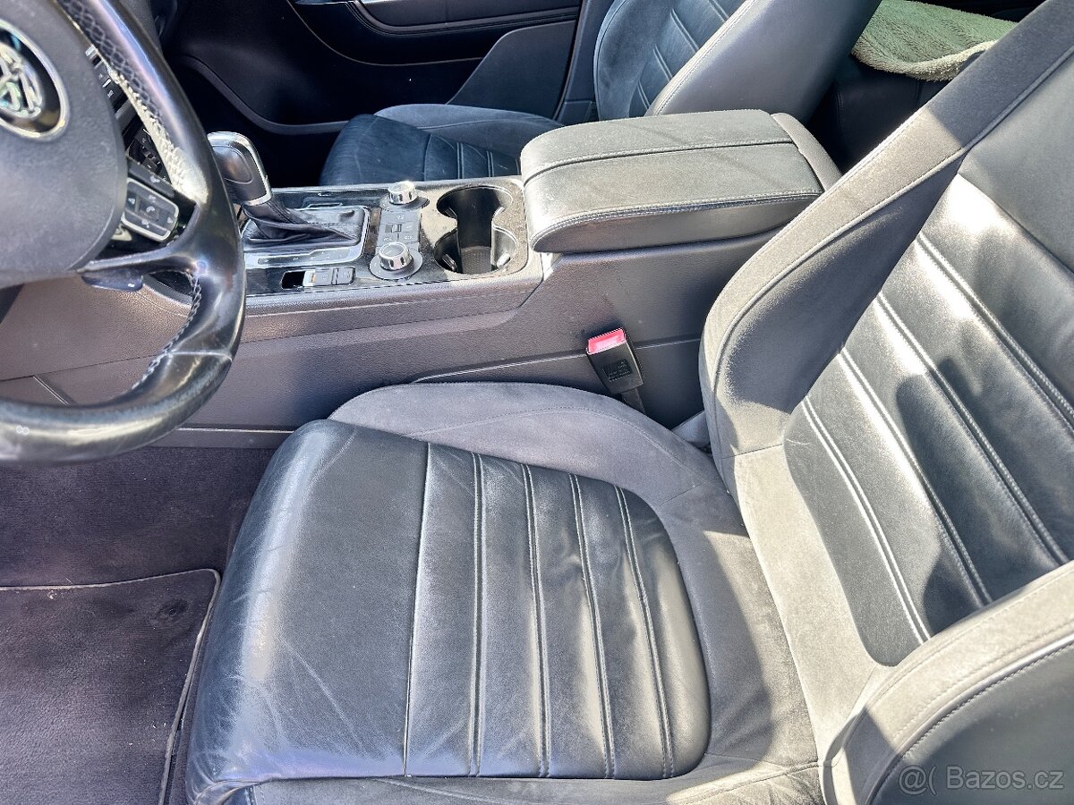 VW Touareg - 7