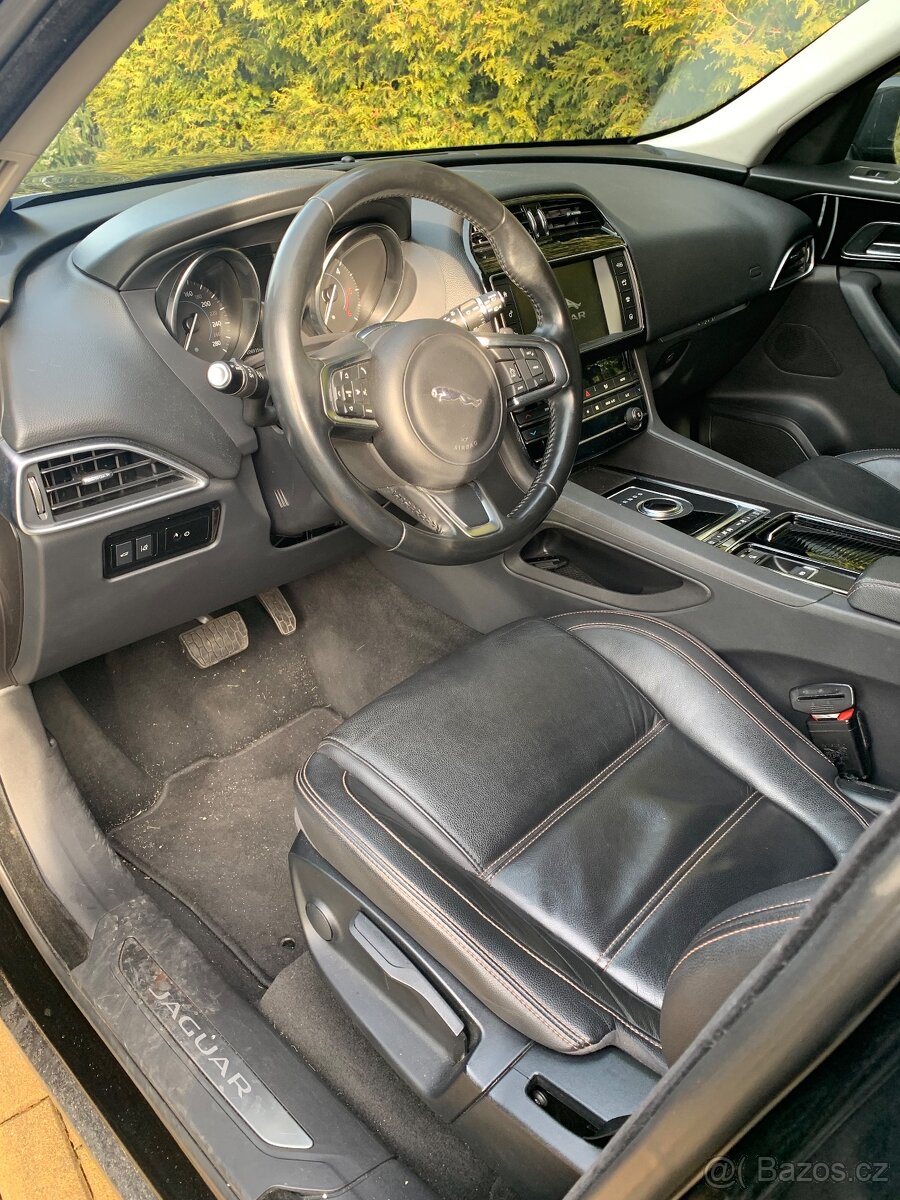 Jaguar F pace Prestige - 7