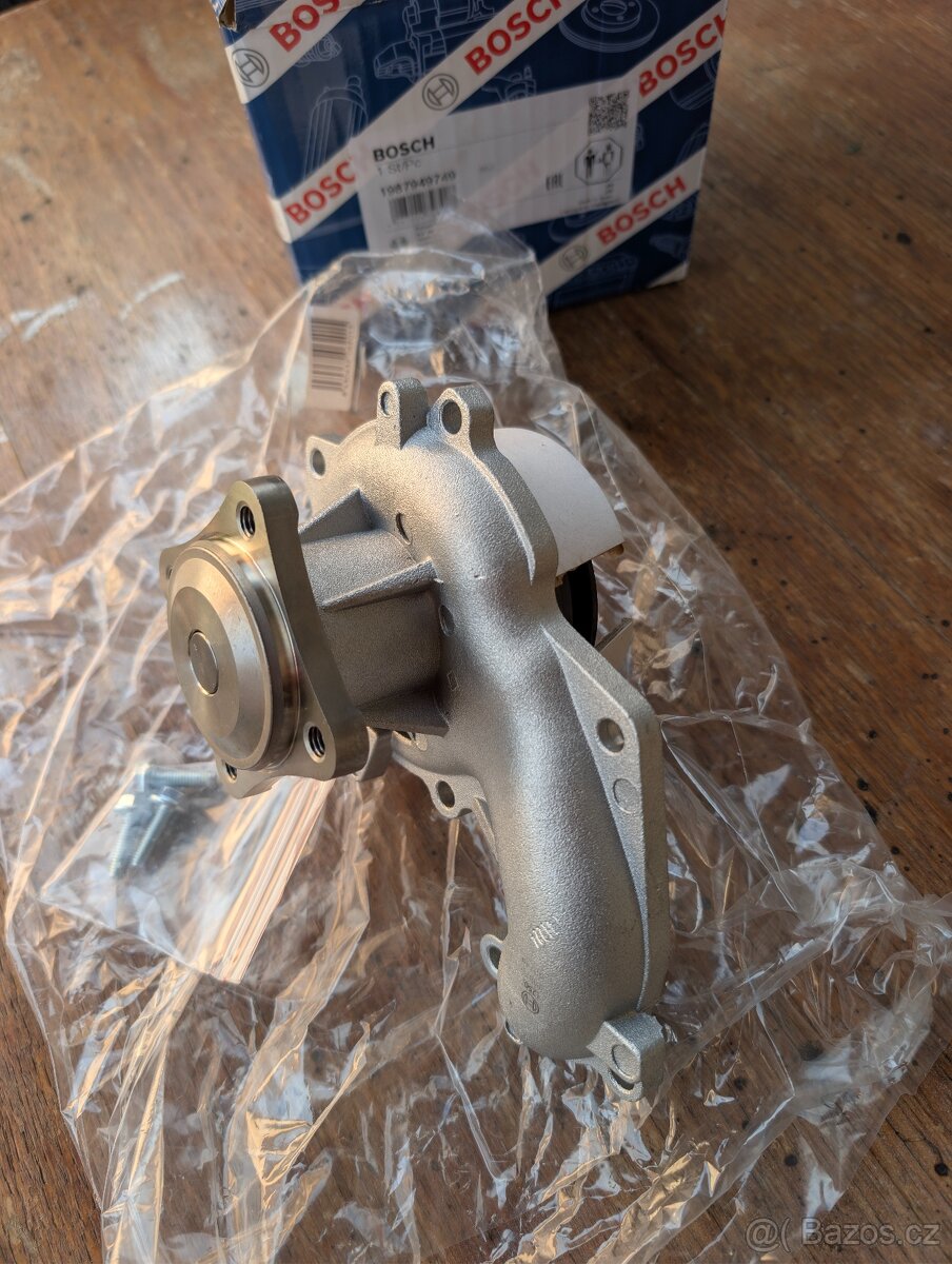 Vodní pumpa BOSH na FORD - 7