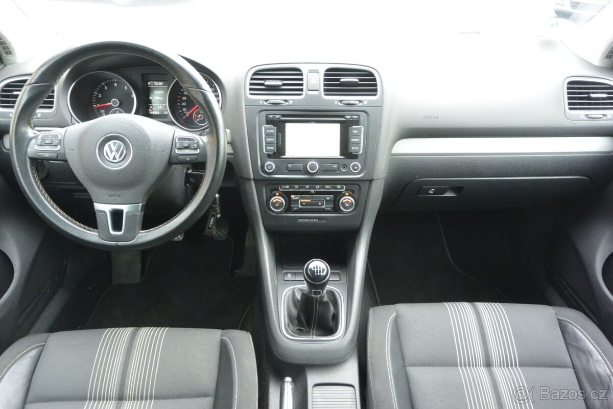 PRODÁM Volkswagen Golf 1.2TSi Match 77kW NAVI - 7
