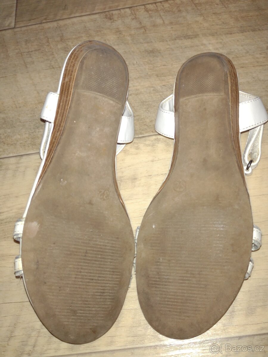 Sandálky bílé vel.32 (spíš 31) - 7