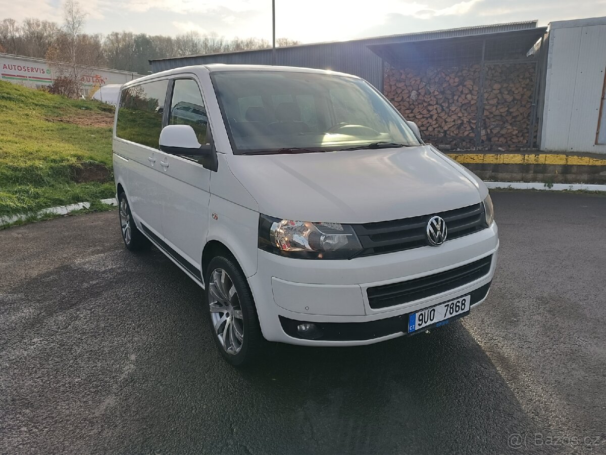 Volkswagen Caravelle T5 2.0 TDI 132 KW. 2010. - 7