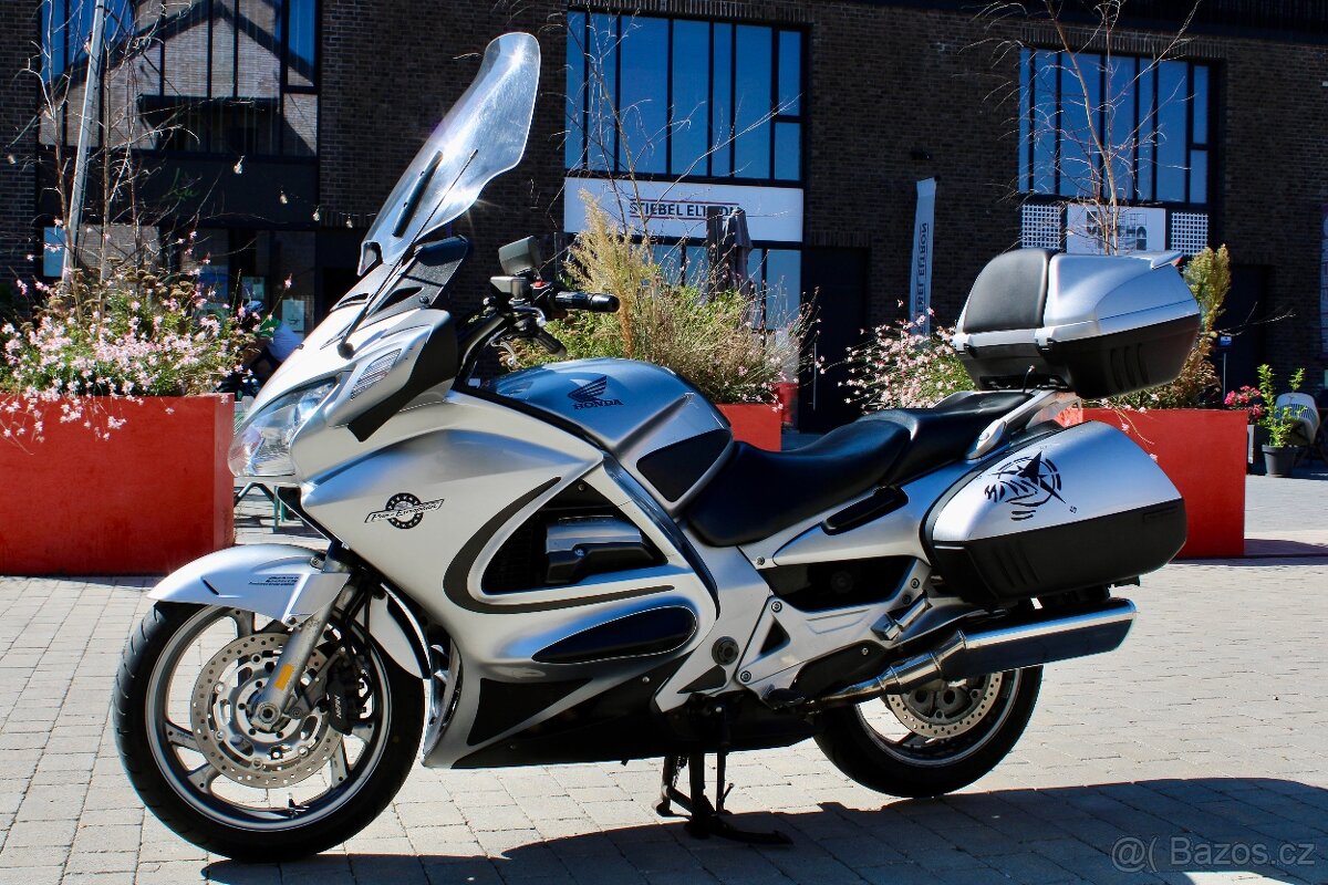 Honda ST 1300 Pan European - 7