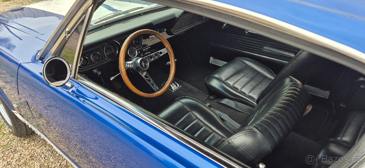Ford Mustang V8 Fastback GT - 7