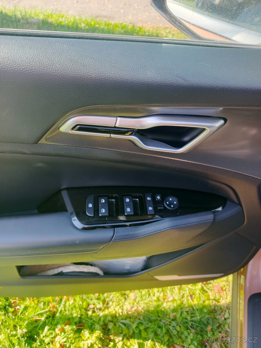 Kia Sportage V výbava Top - 7