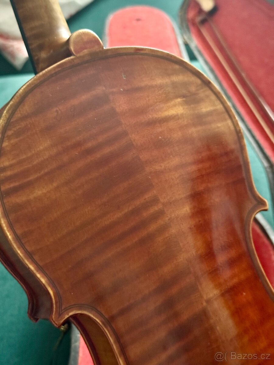 Prodám staré housle 4/4 Antonius Stradivarius - 7