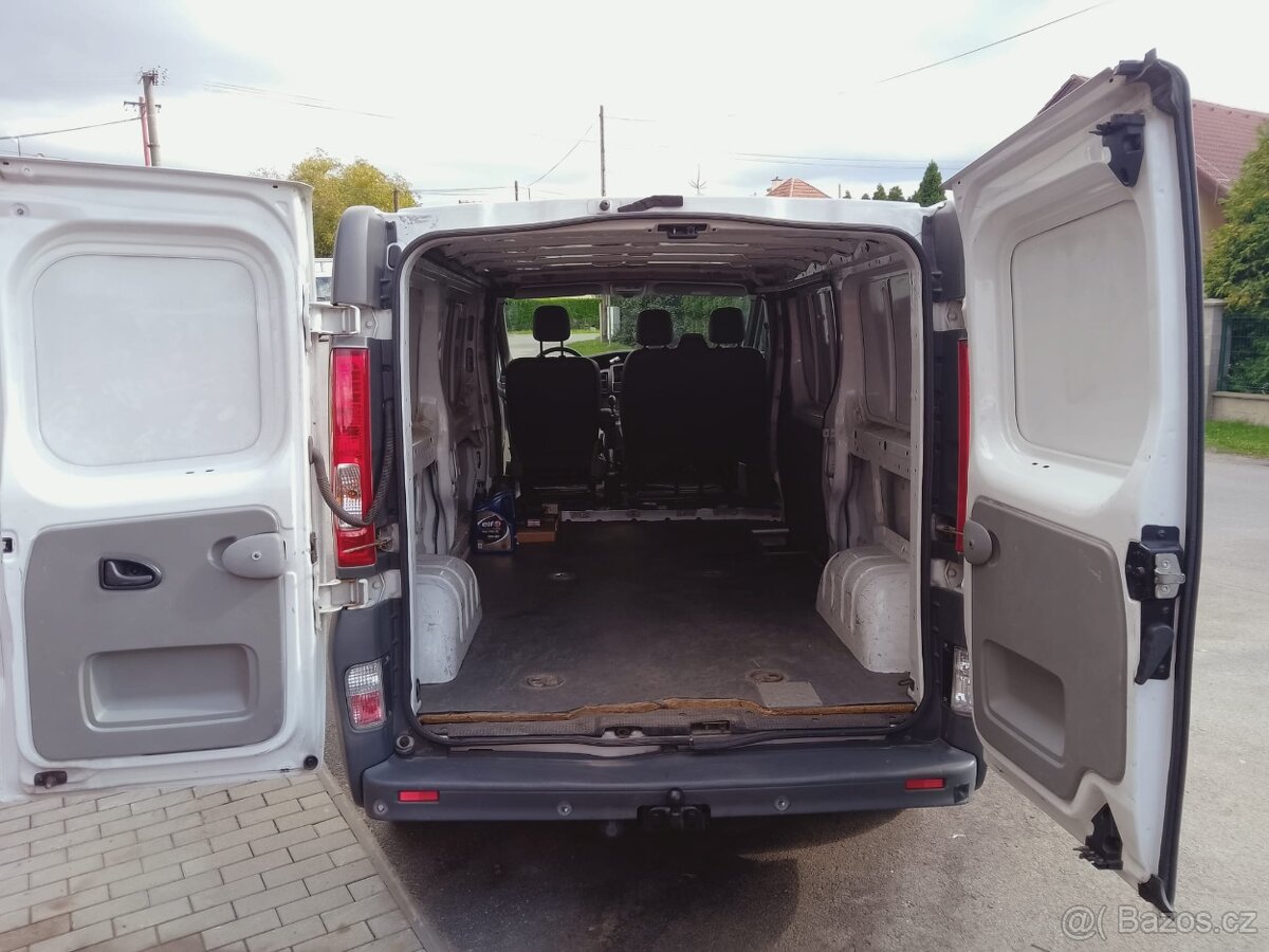 RENAULT TRAFIC L2H1 LONG XL 2,0DCi84kw,rv2011,ČR,TZ,DPH,CENA - 7
