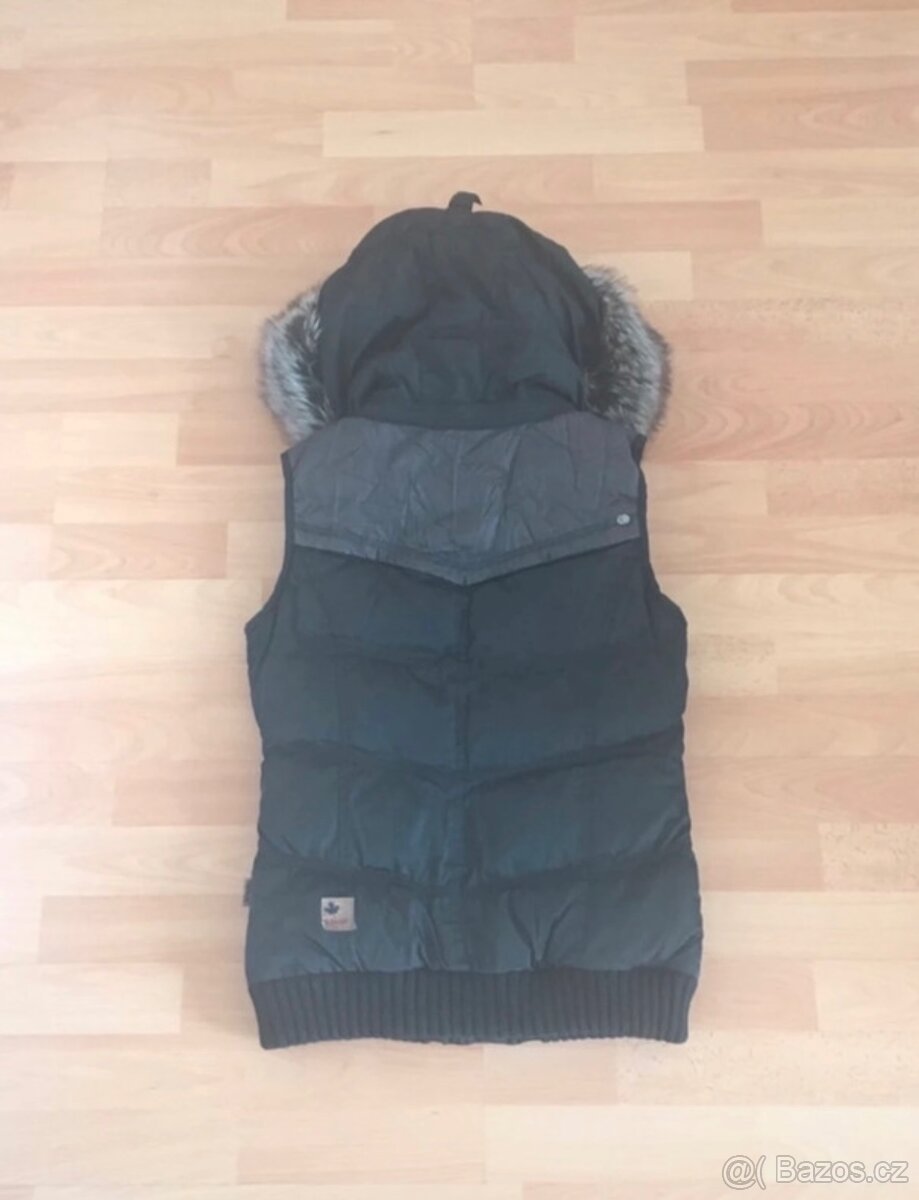 Nová černá vesta s kapucí Khujo vel. S - 7