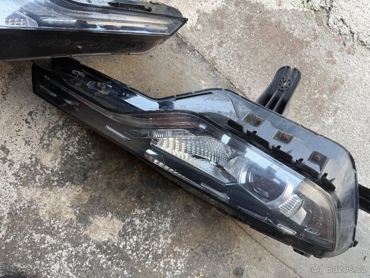 Přední světlomety Chevrolet Camaro - 7