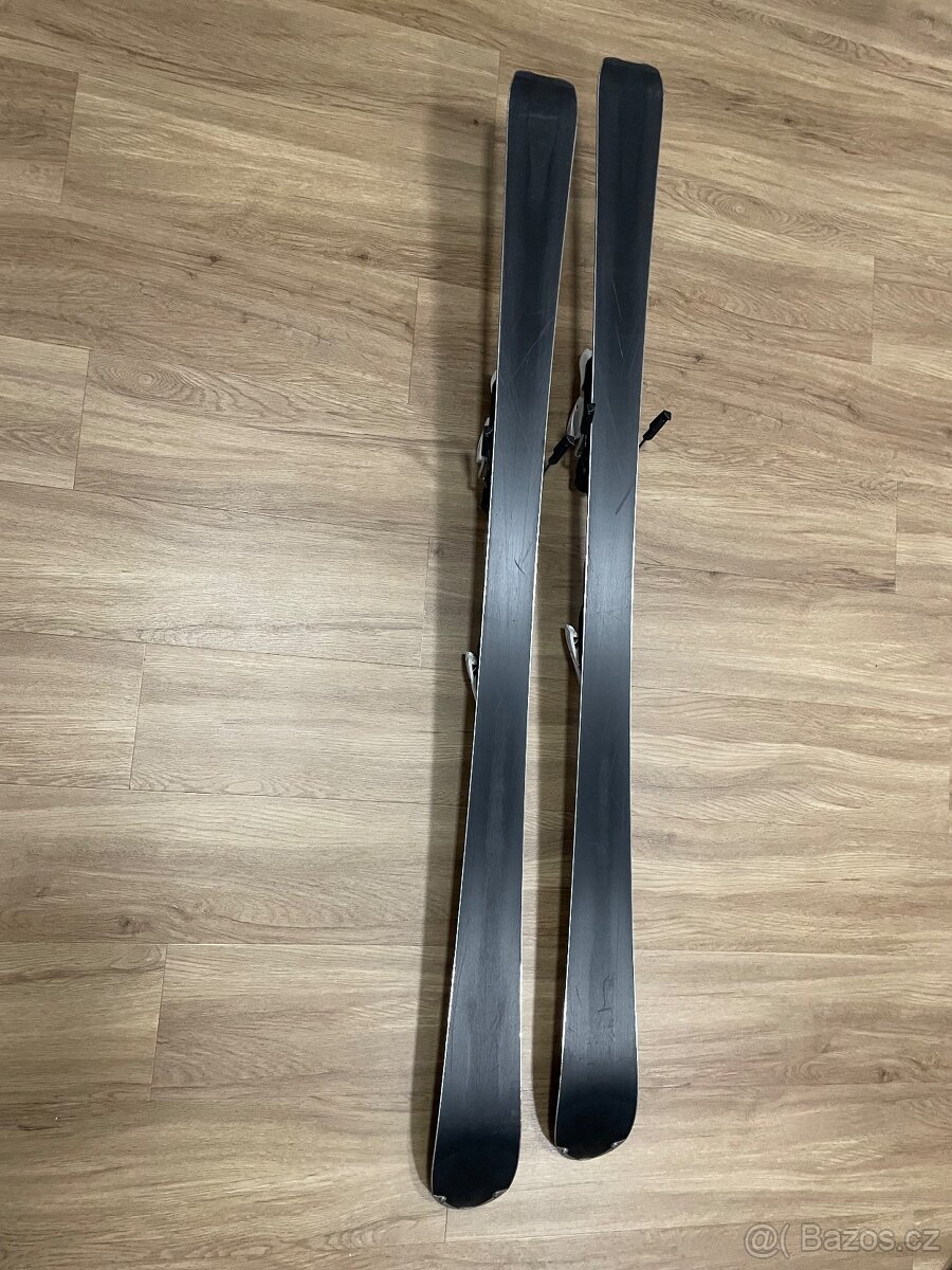 Dámské carvingové lyže Atomic - 7