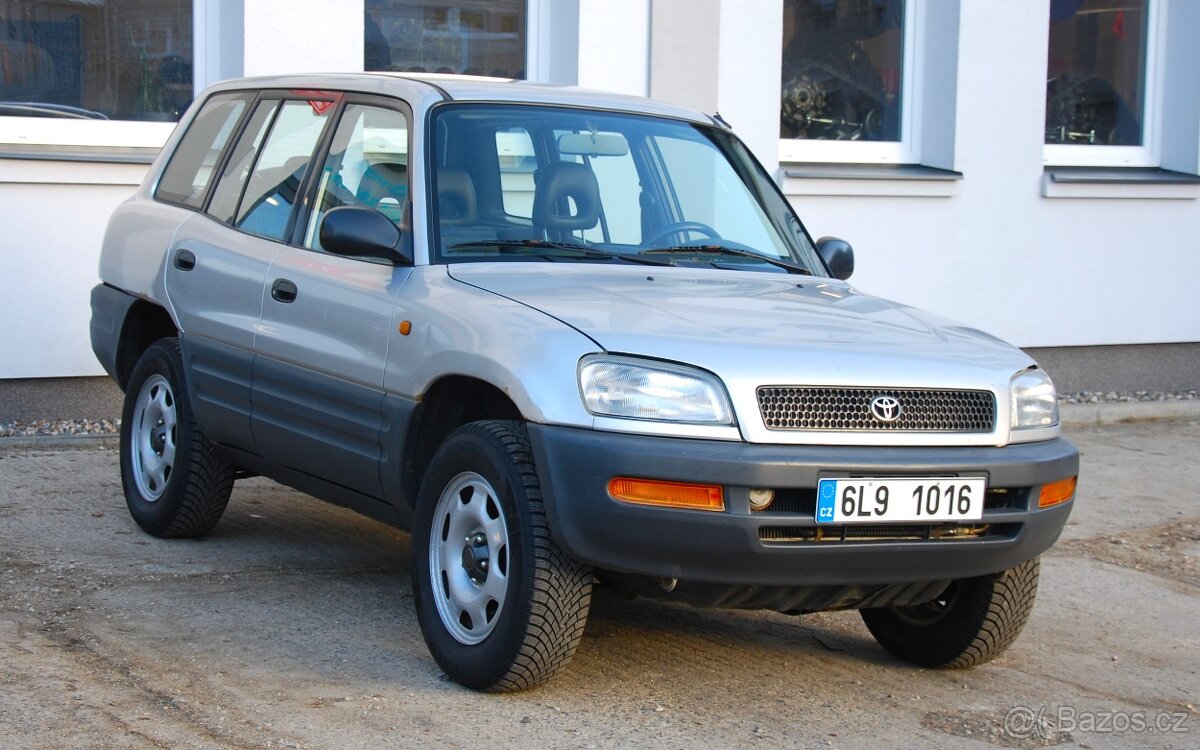 Toyota RAV4 2.0i benzin 4x4 - 7