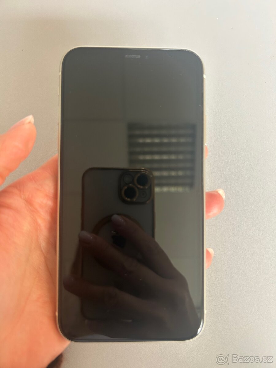 Apple iPhone 11, 128 GB - 7