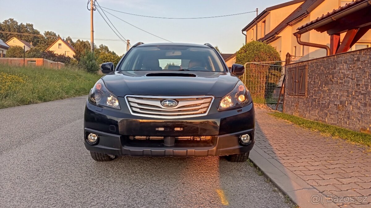 Subaru Outback 3.6 - 7