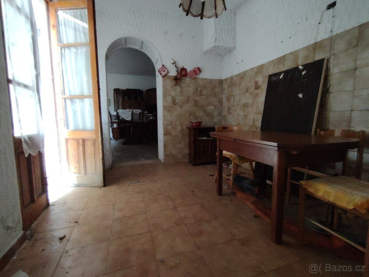 Sicílie, RD 3 byty, 362 m2, zahr. 400 m2, Milazzo,San Pietro - 7