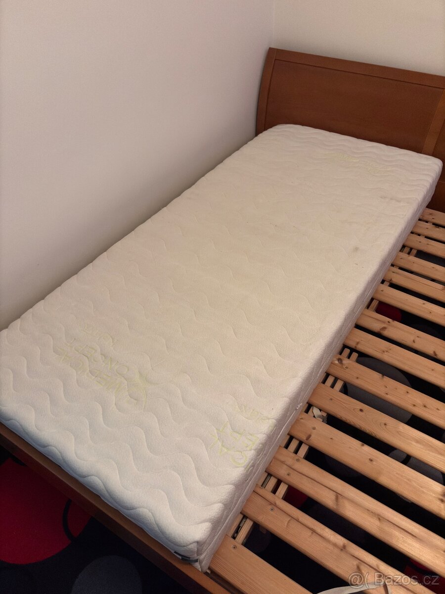 Manželská dřevěná postel 180x200. Původní cena 36tis. - 7