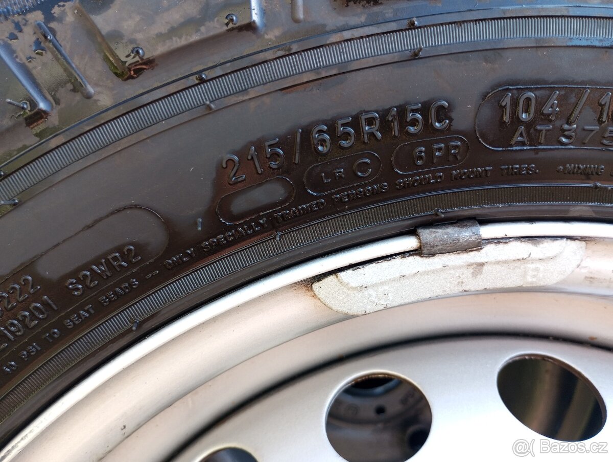 Pneu 205/65 r 16 c - 7