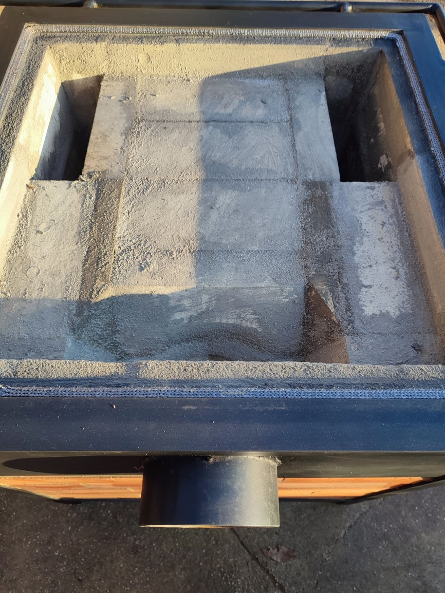 Tehlová pec na vykurovanie, piecka, krb. - 7