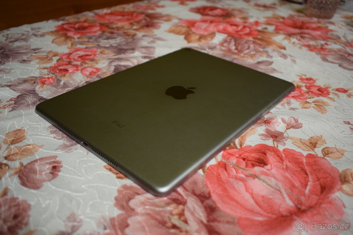 Apple iPad Air 2 (Wi-Fi Only) - A1566 128 GB (2) - 7