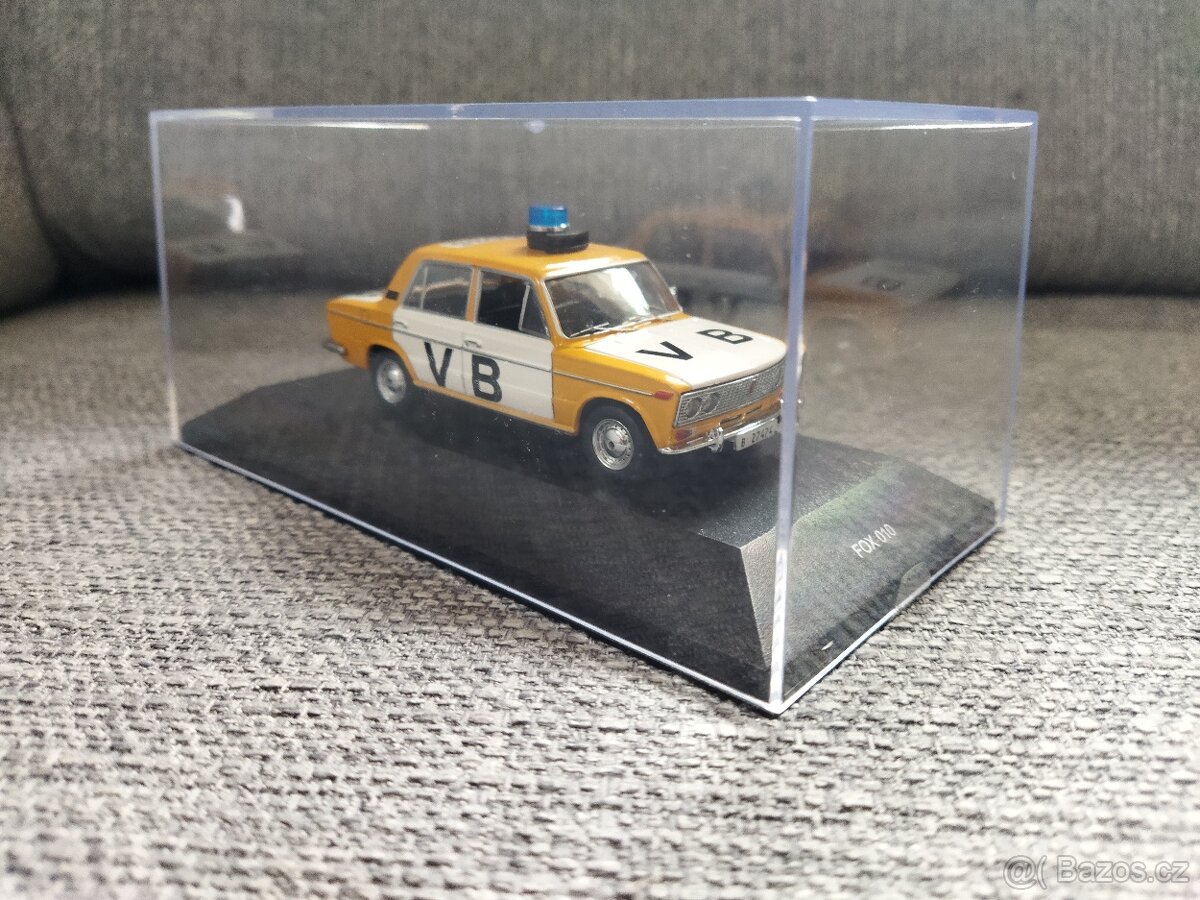 Lada vaz 2103 Veřejná bezpečnost 1:43 Foxtoys limited 999ks - 7