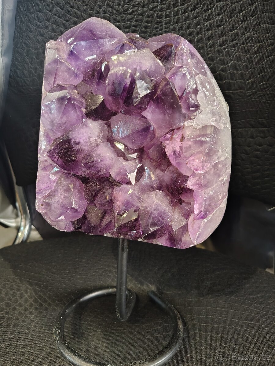 Ametyst na stojánku - 7