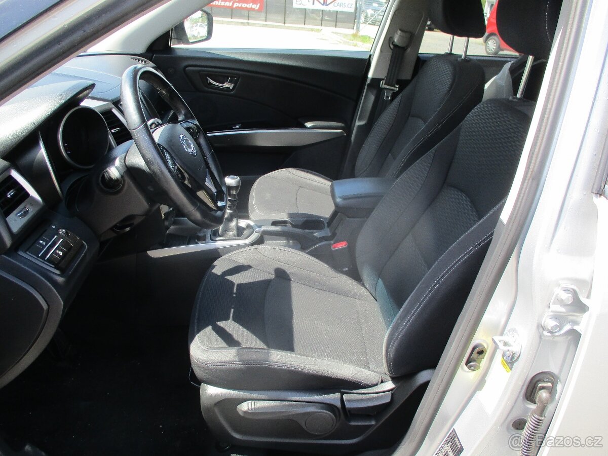 SSANGYONG TIVOLI 1,6e-XDi kamera ESP 2019 - 7