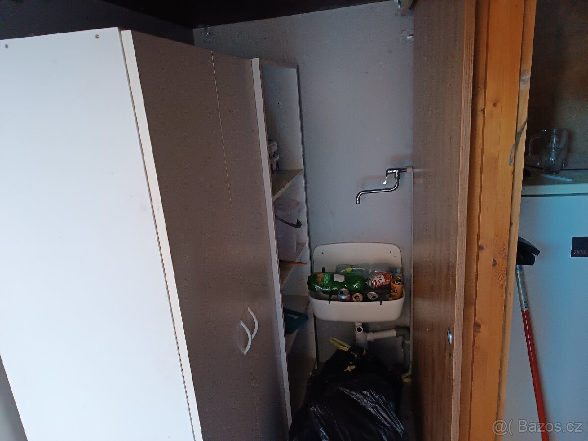 Prodejní stánek - 7