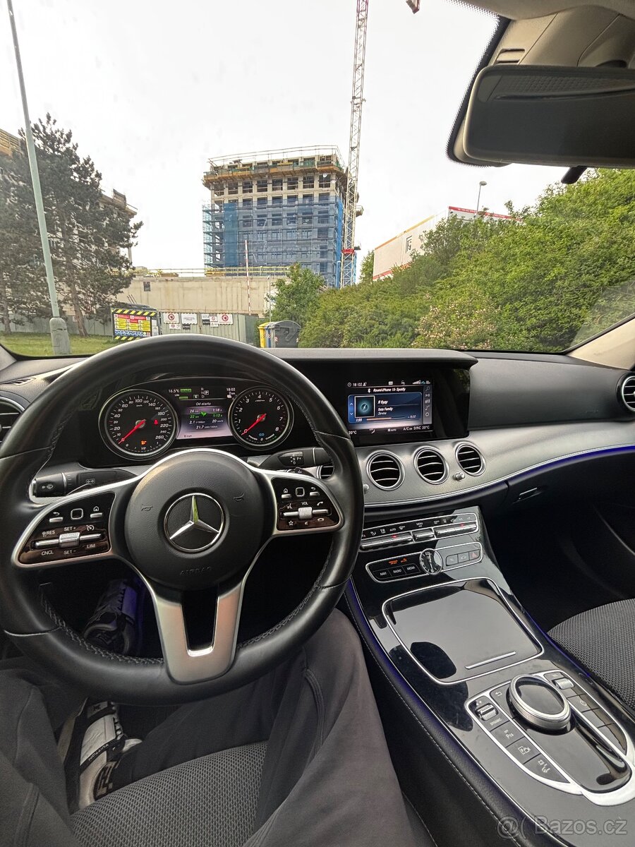 Mercedes-Benz E300e - 7