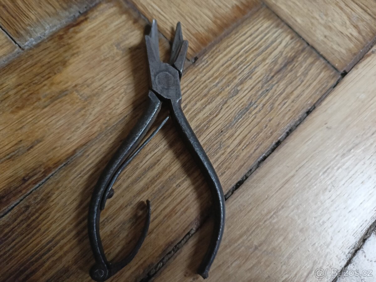 Staré kleště kovářské - 7