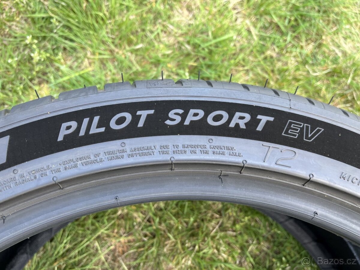 Michelin Pilot Sport EV 255/40 R20 - 7