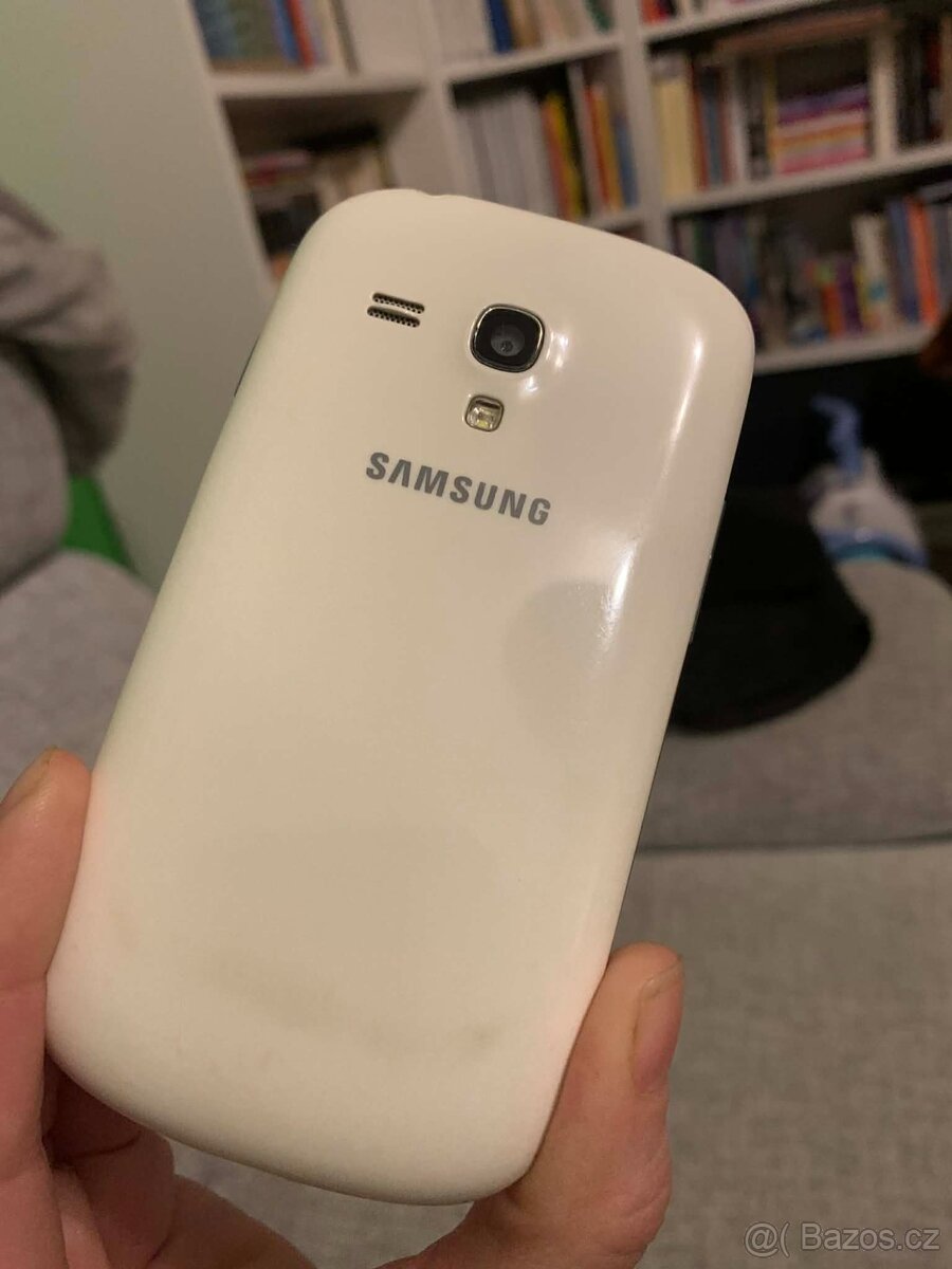 Samsung Galaxy S3 mini GT- I8200 - 7