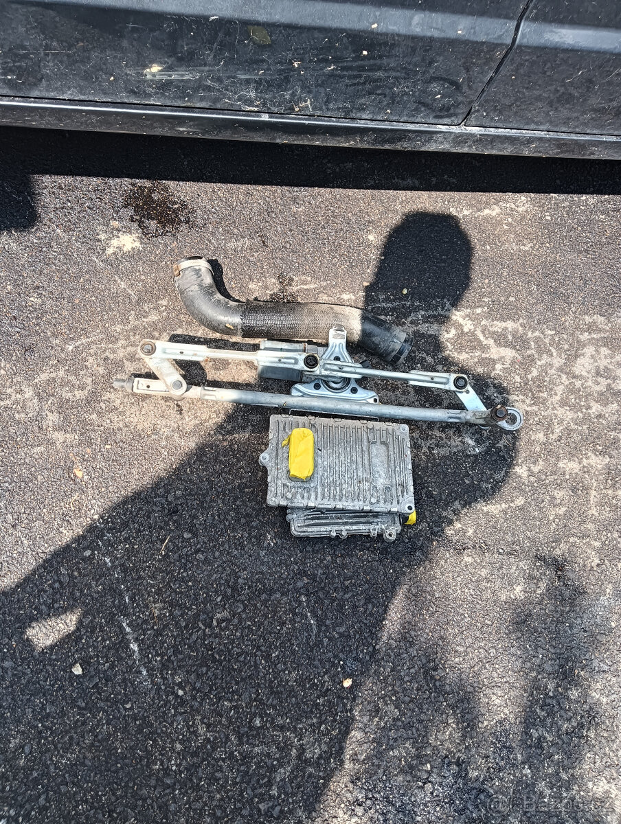 Lancia Voyager 2.8crdi,r.v.2012 - 7