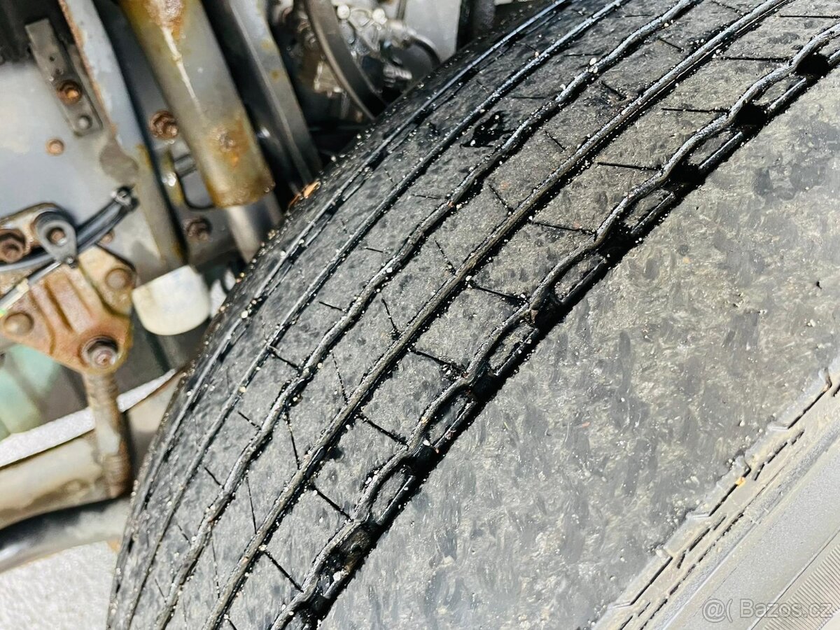 Volvo 420 EEV tahač - 7