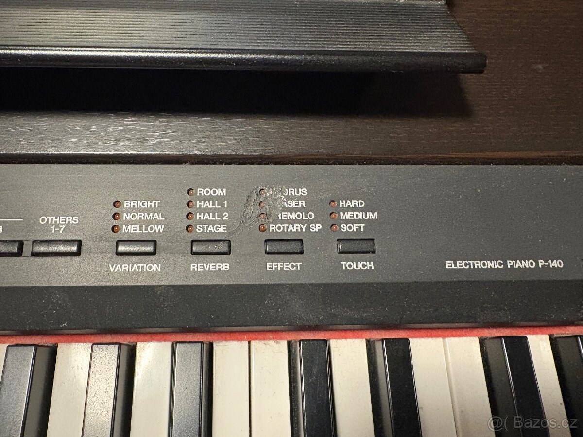 Yamaha P-140 Piano Keyboard - 7
