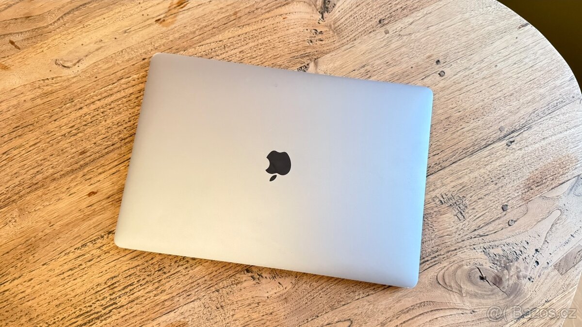 MacBook Pro 16” (2019) - 7