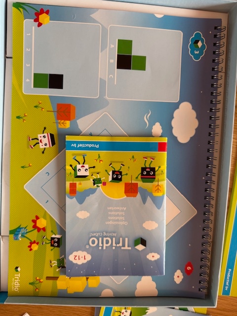 Tridio - moving cubes - 7