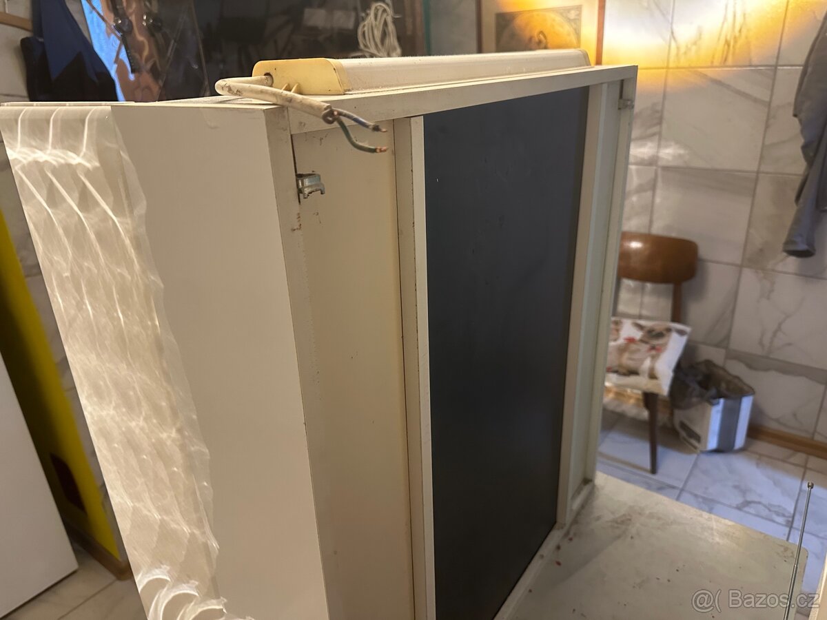 Skříňka do koupelny - 7