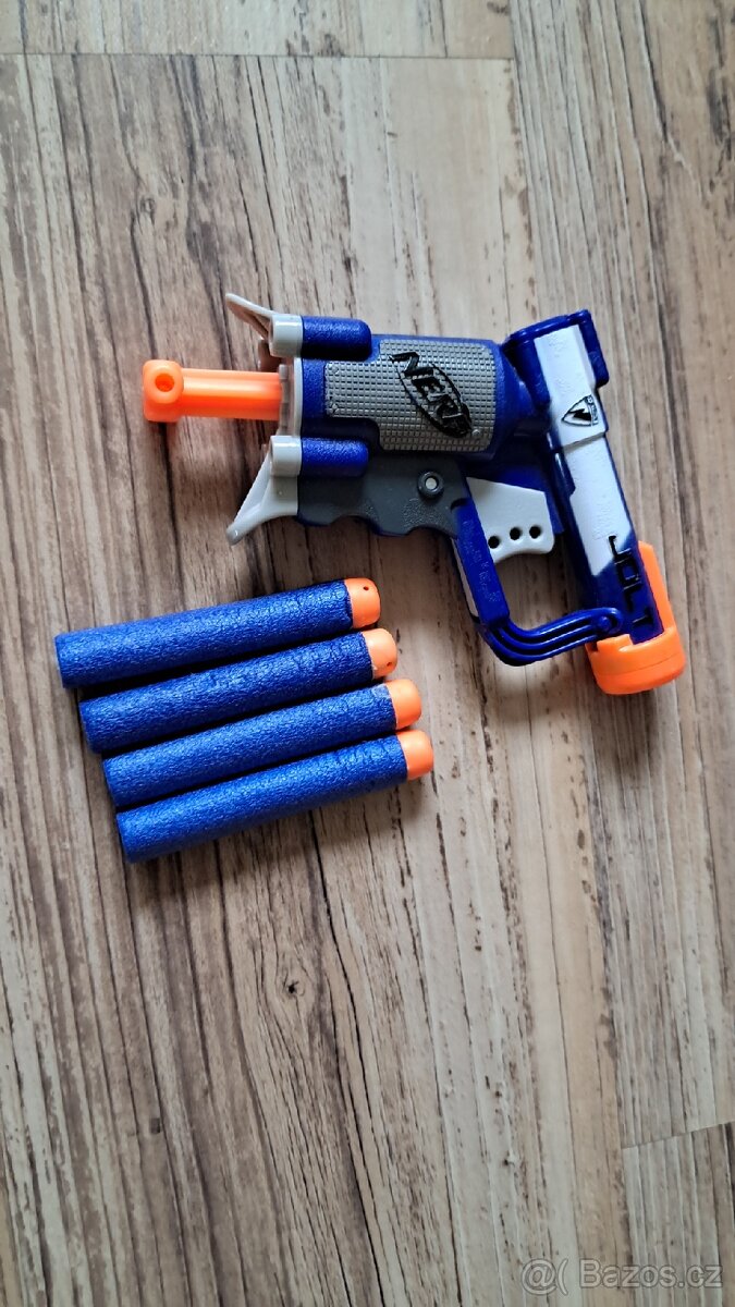 Nerf pistole+ masky a meč - 7