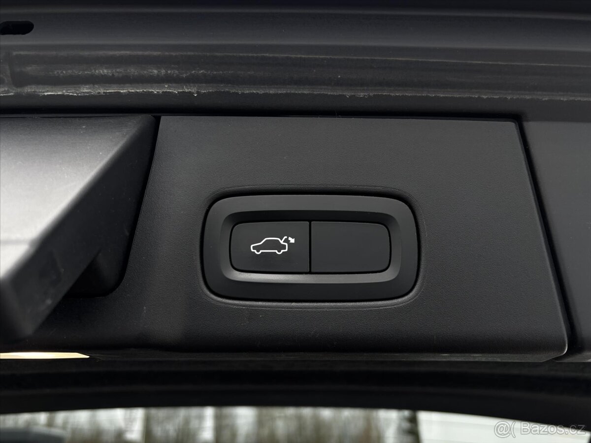 Volvo V90 2.0 D5 R-DESIGN AWD (2017) - 7