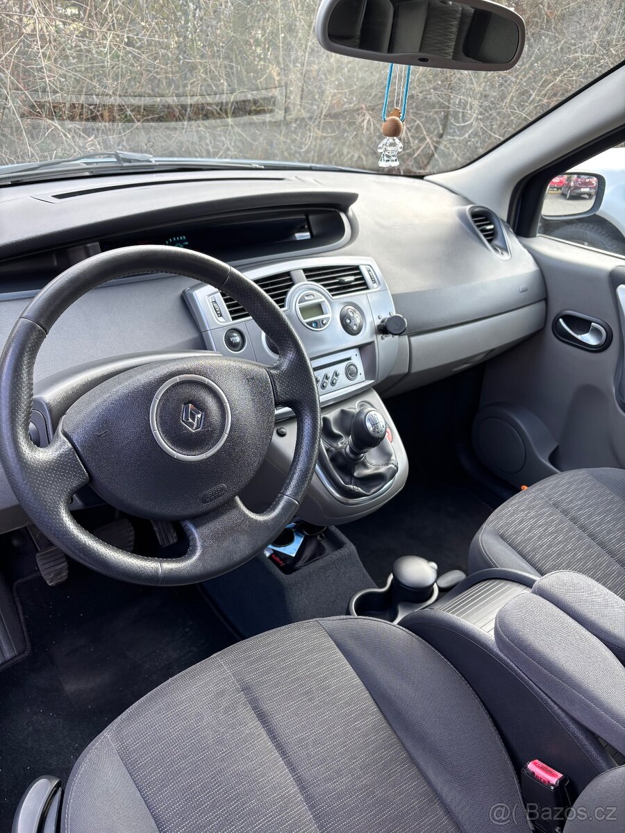 Renault Grand Scenic - 7