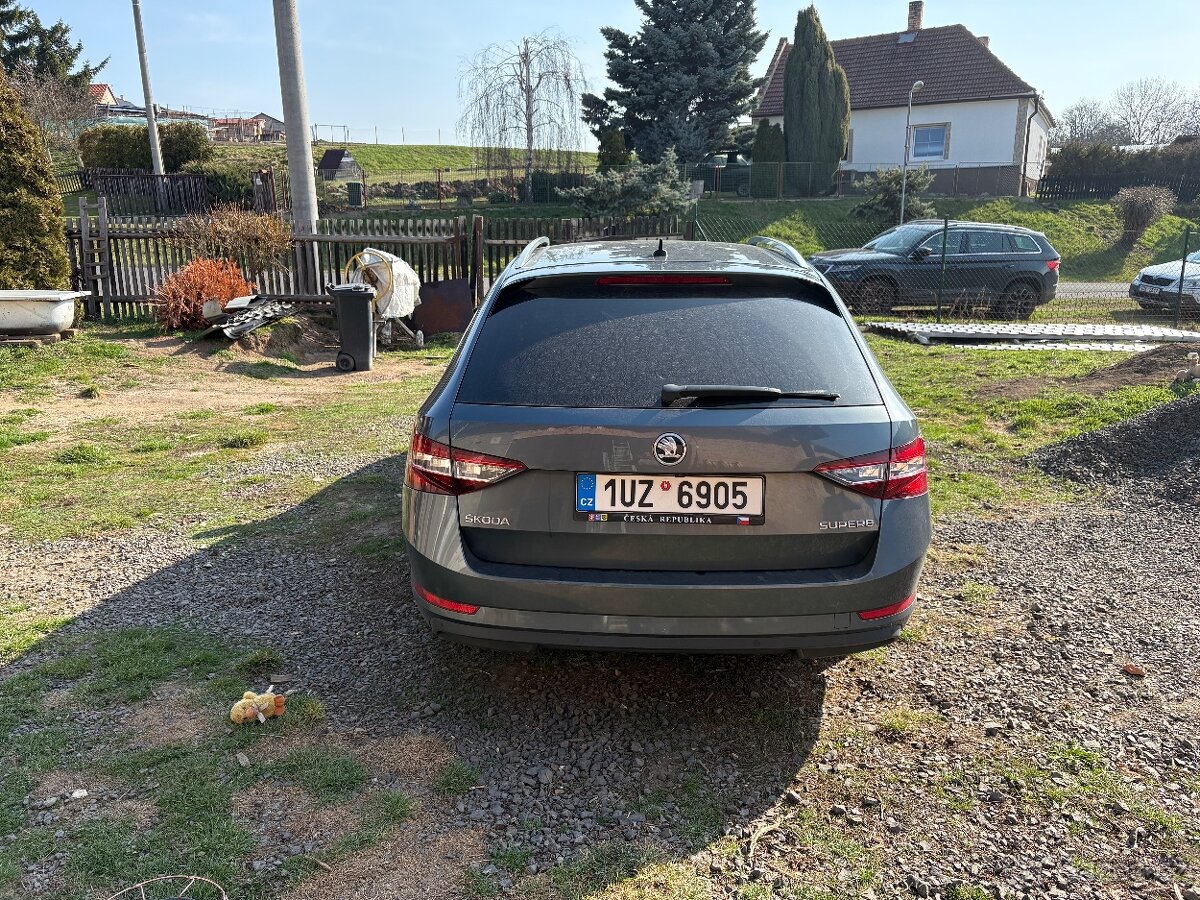 Škoda Superb combi 3 2019 - 7
