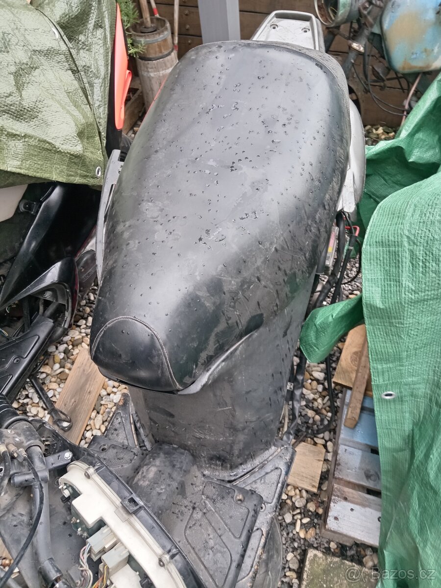 Náhradní díly na Piaggio typhon , Gilera , Piaggio , . - 7