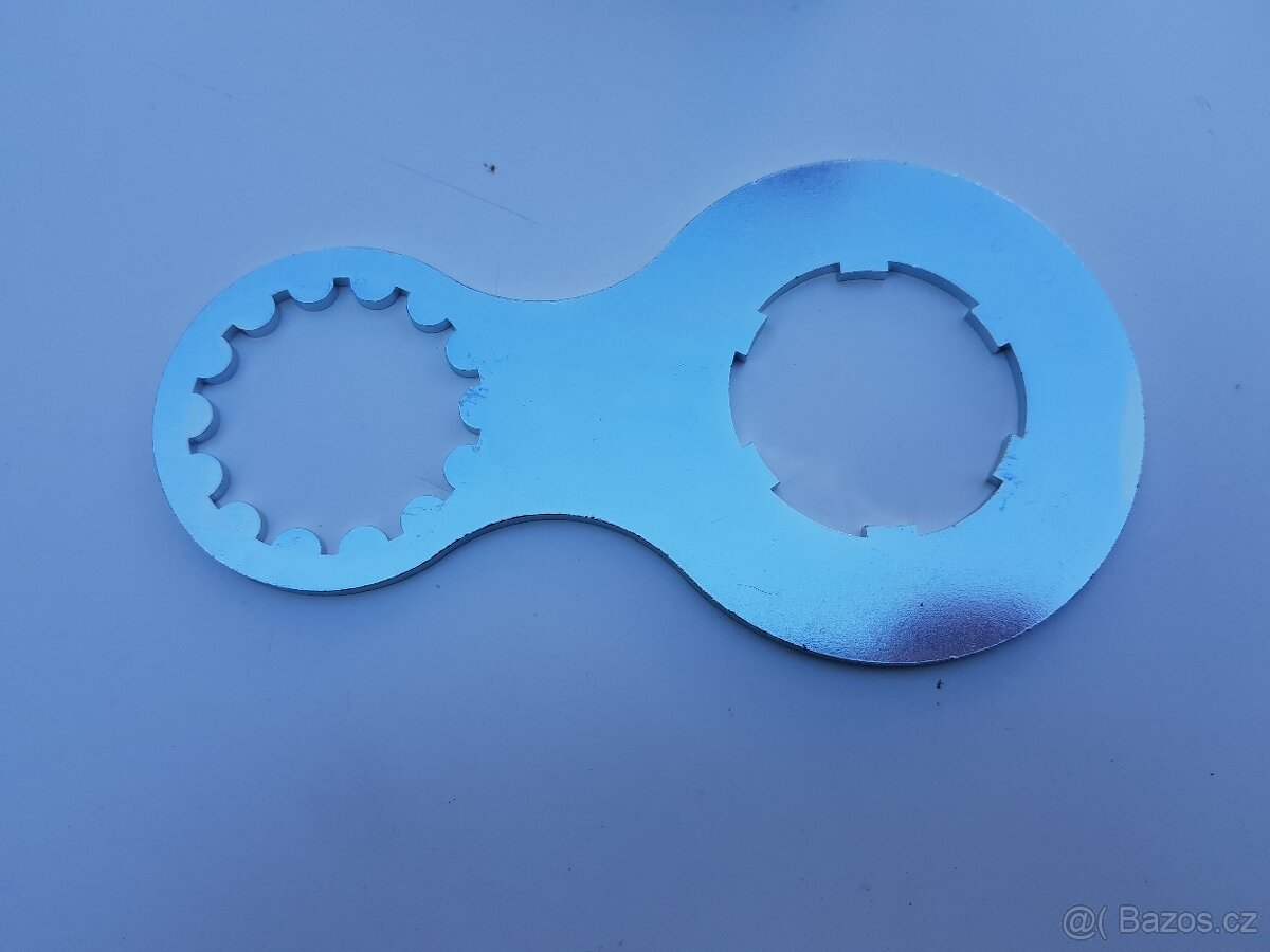 Jawa 50 pionýr 550,555,20,21,23 spojka, spojkový koš - 7