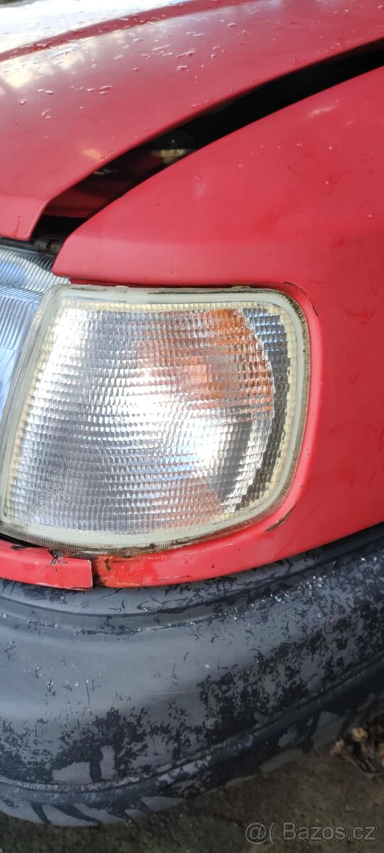 Prodám Ford Sierra 1.6 CVH 59kW - 7