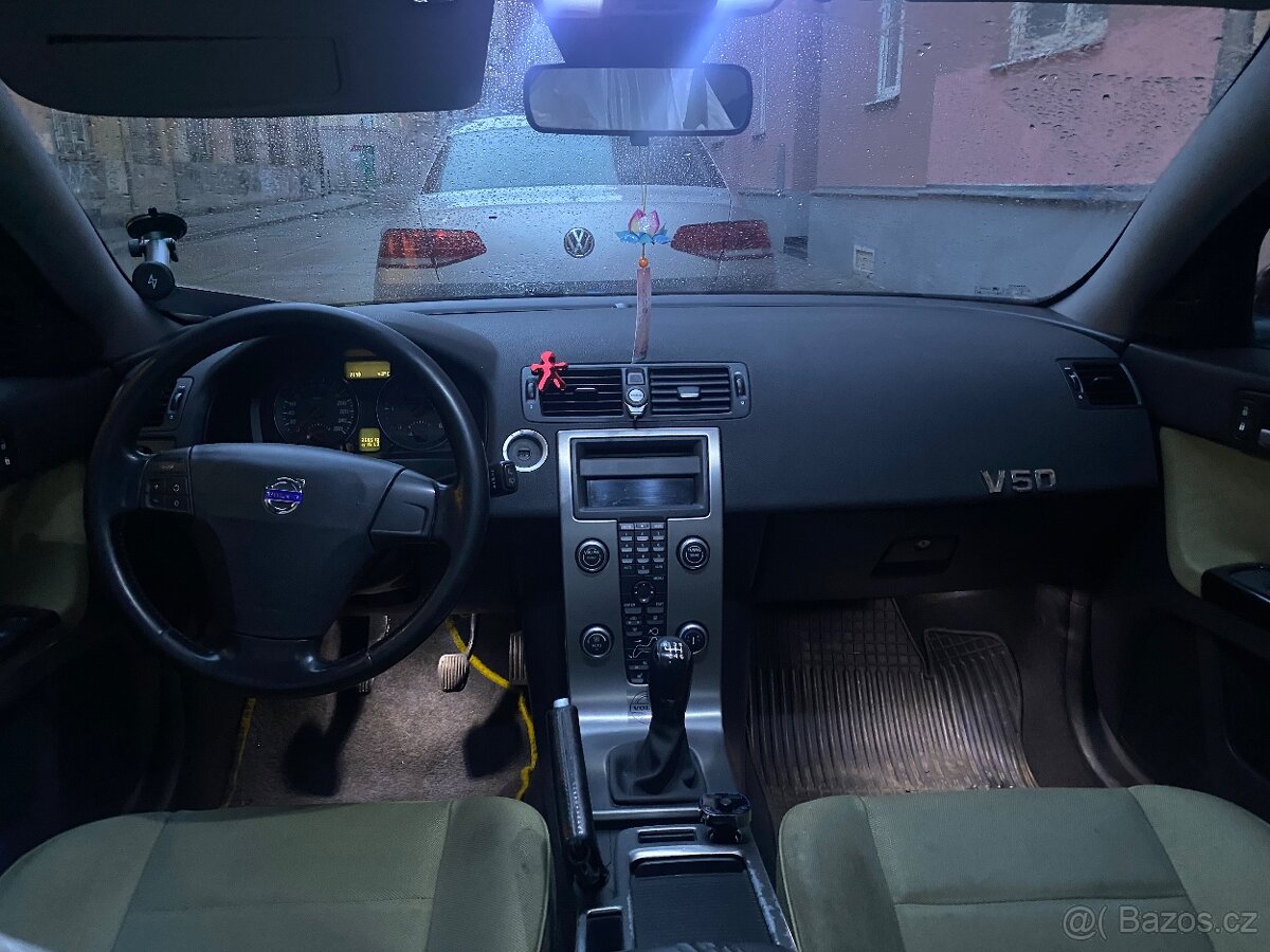 Volvo V50 2.0D - 7