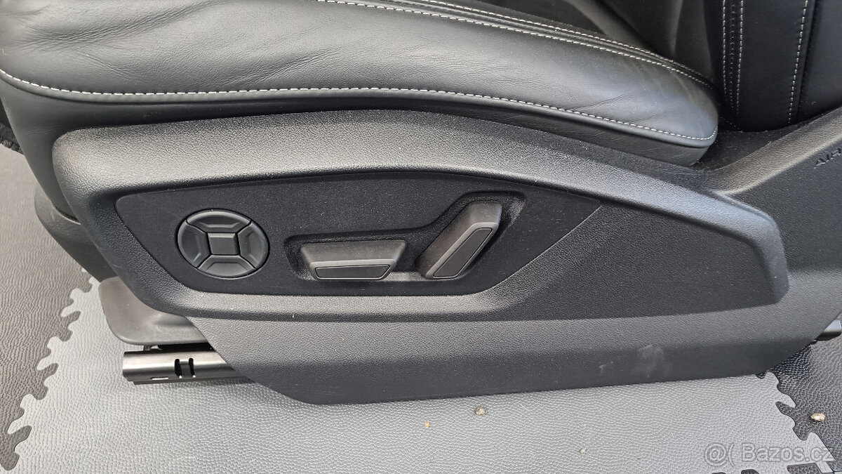 Autosedačky / volant Audi SQ7 / kožené / vyhřívané /TOP stav - 7