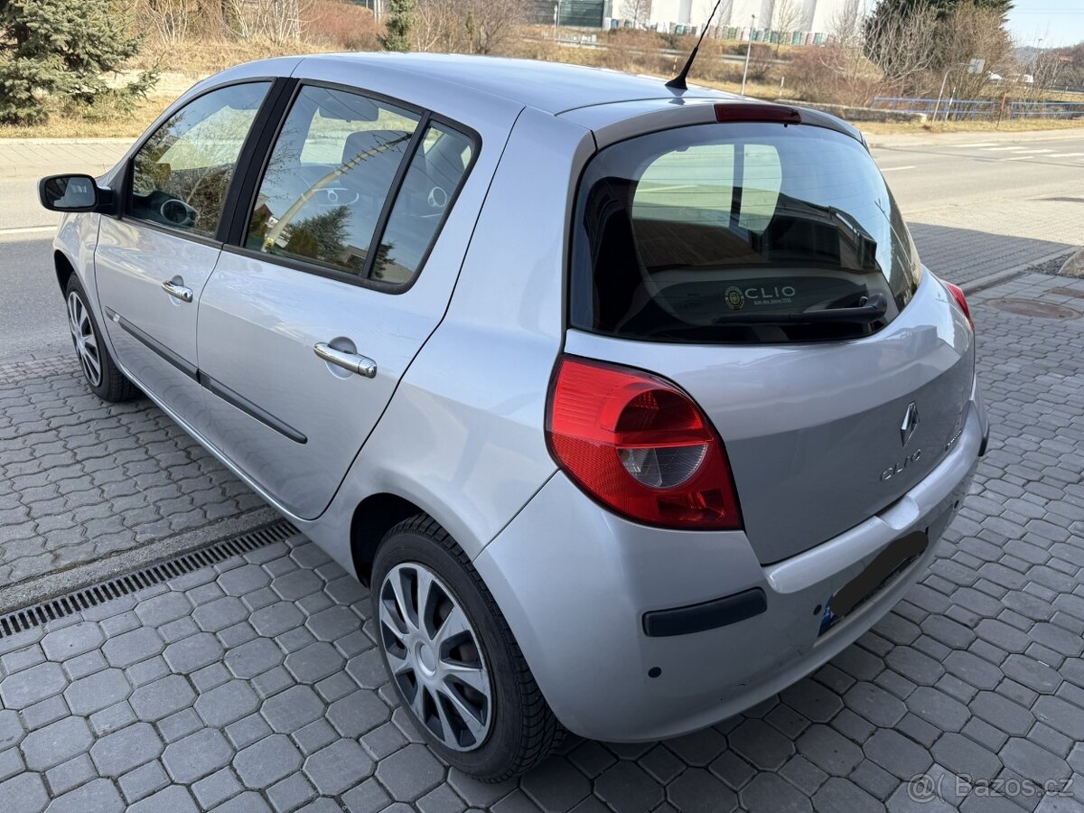 Renault Clio 1.2 - 7
